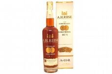 Romas-A.H. Riise 1888 Gold Medal 40% 0.7L + GB