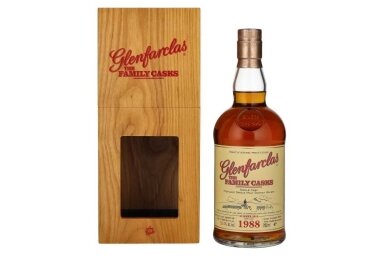 Viskis-Glenfarclas THE FAMILY CASKS Single Cask SUMMER 2018 Refill Sherry Butt 1988 52.4% 0.7L + GB Viskis-Glenfarclas THE FAMILY CASKS Single Cask SUMMER 2018 Refill Sherry Butt 1988 52.4% 0.7L + GB